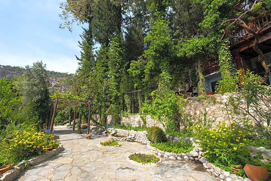 Watermill Hotel