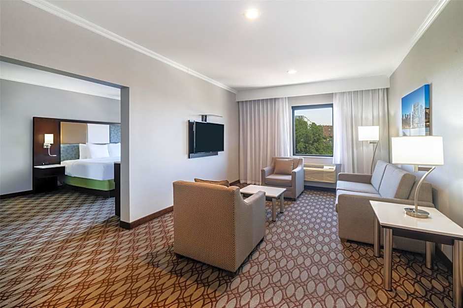 Best Western Premier NYC Gateway Hotel