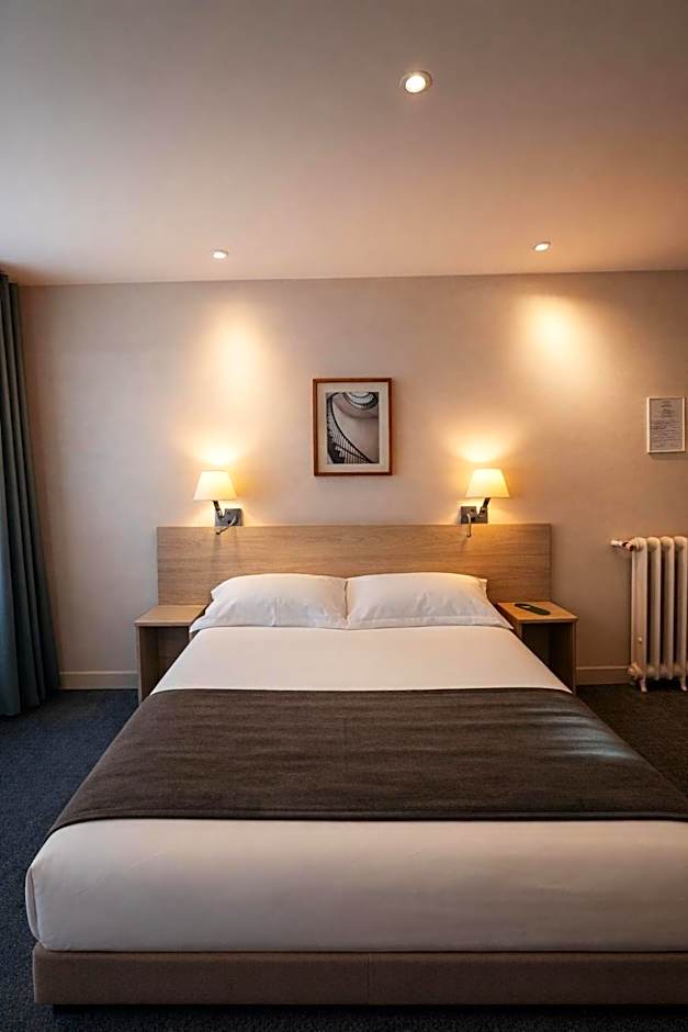 Hotel Cosmos