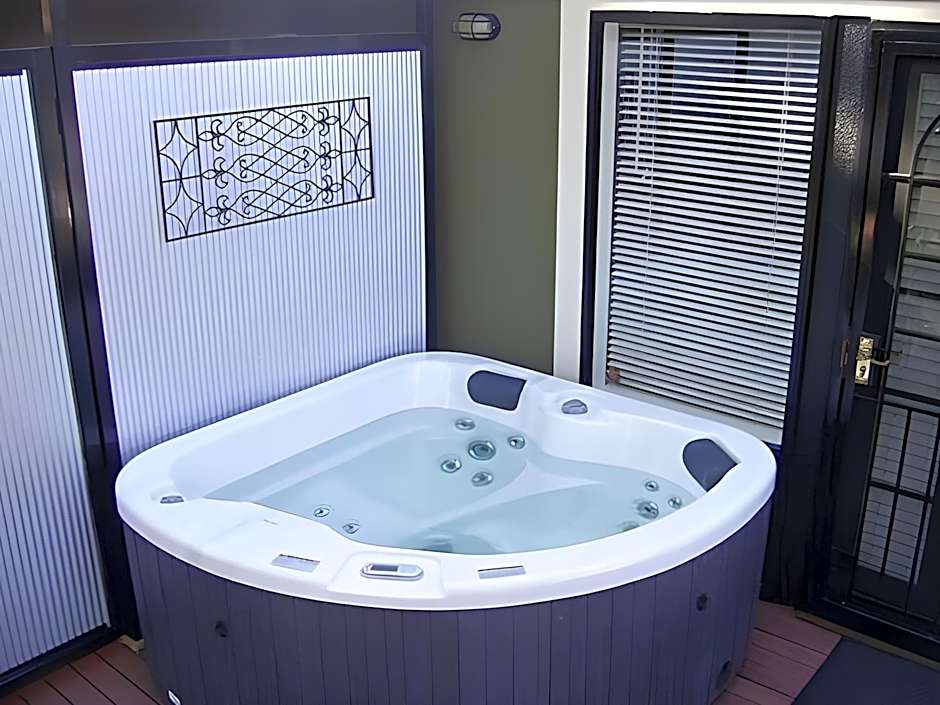 One Tree Bed And Breakfast