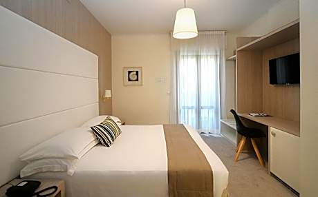 Double or Twin Room with Balcony