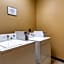 Comfort Suites Airport South