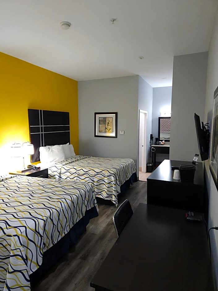 Photo 1 of 5 of 2 Queen Beds