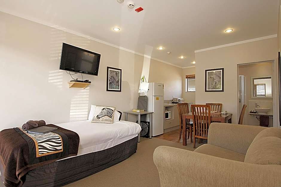 Photo 1 of 10 of 2 Bedroom Apartment