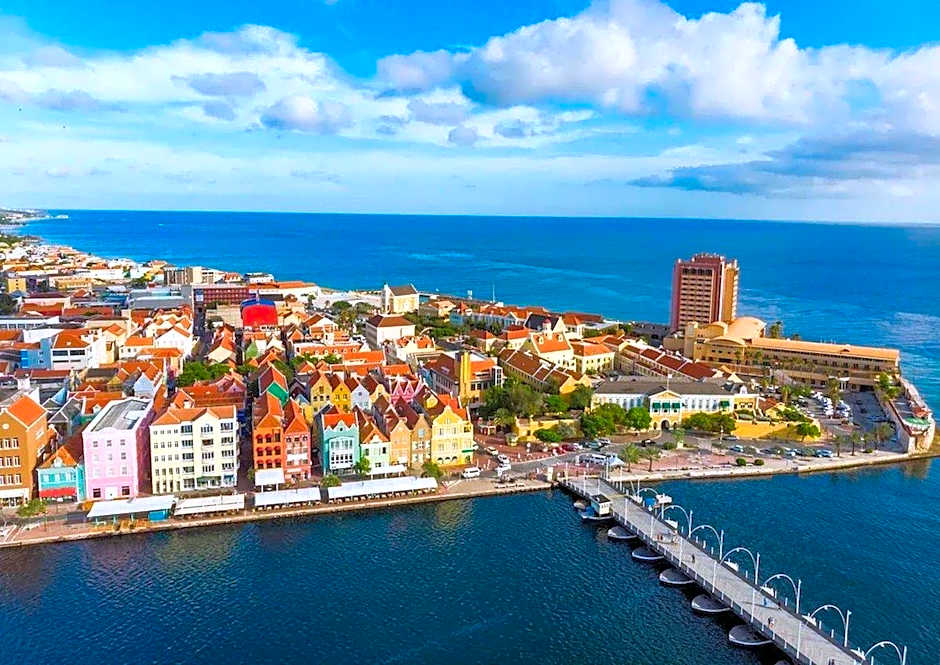 Elements Hotel & Shops Curacao