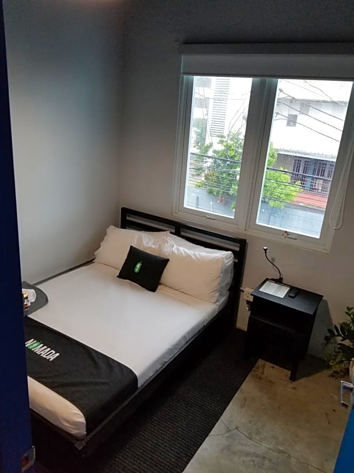 Nomada Urban Beach Hostel- Calle Loiza