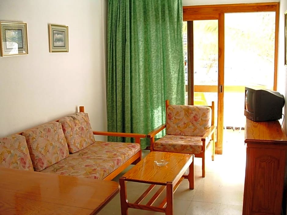 APARTAMENTOS SOLANA