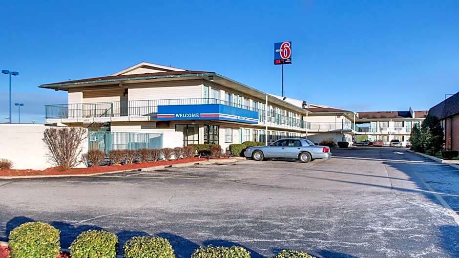 Motel 6-Owensboro, KY