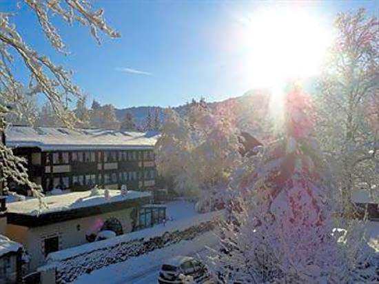 HENRI Country House Garmisch-Partenkirchen