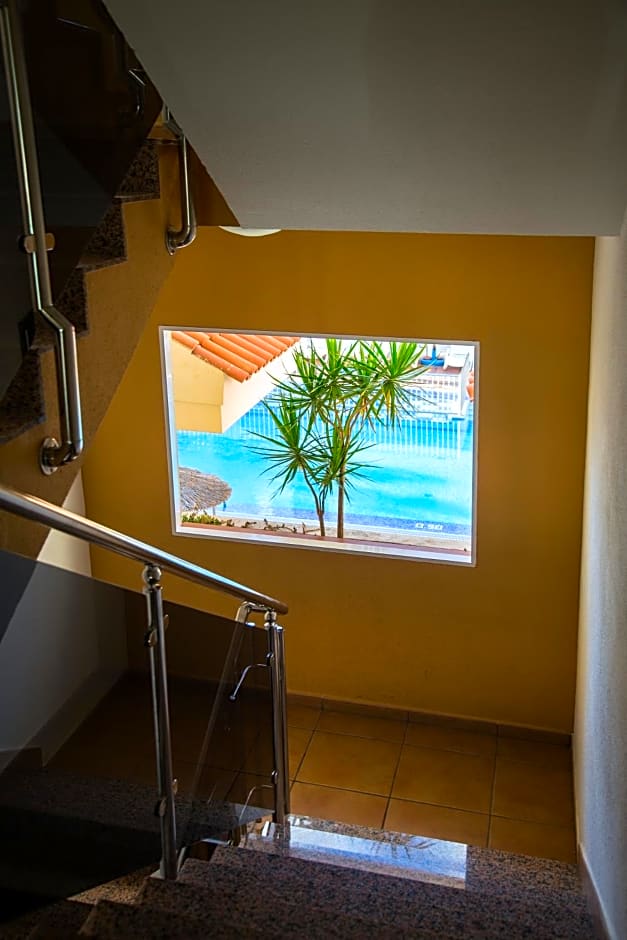 Apartamentos Oro Blanco