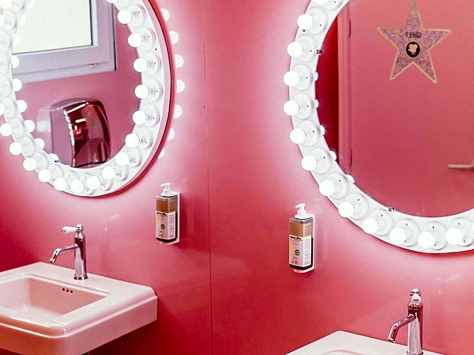 greet hôtel Pont du Gard - Route d'Avignon