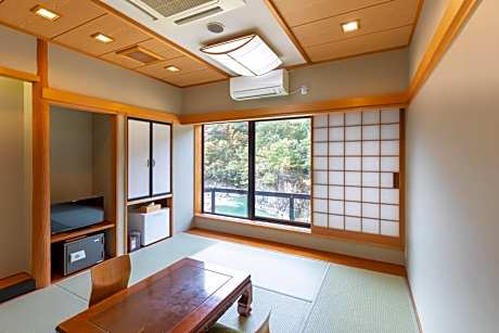 Japanese-Style Room