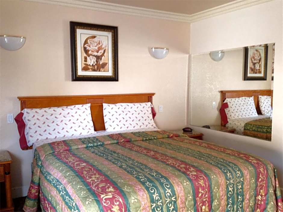 Walls Motel Long Beach