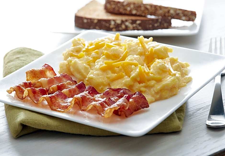 Econo Lodge Inn & Suites Radford-Blacksburg Area