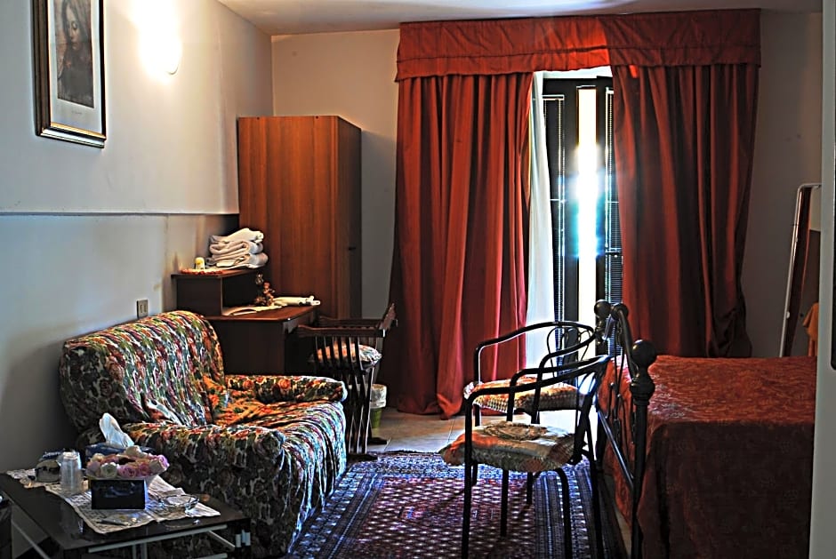 Hotel Ebe