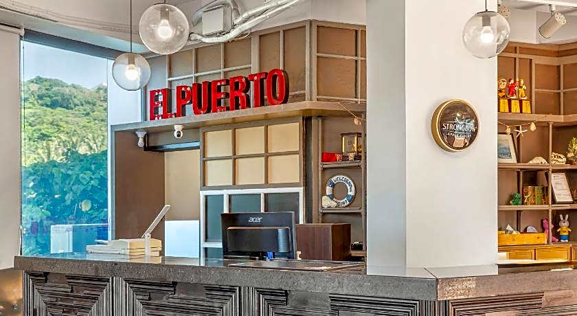 El Puerto Hotel