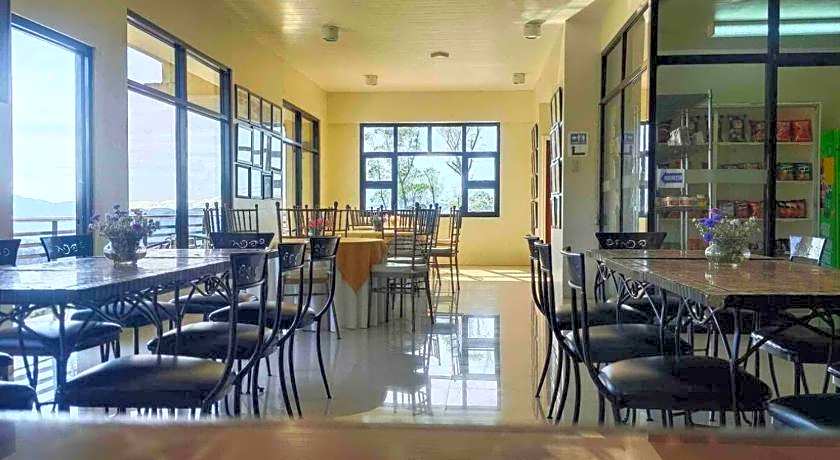Gardenville Hotel