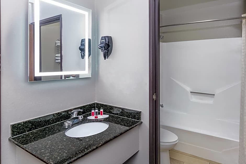 Howard Johnson by Wyndham New Braunfels