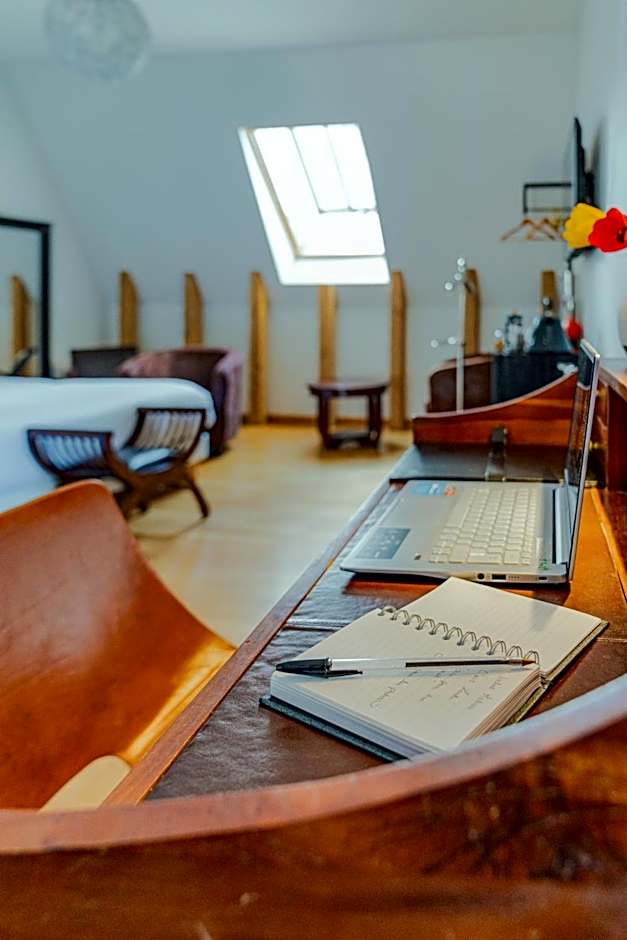 Demeures & Châteaux Auberge de la Tour - Hôtel & Restaurants - Marcolès Auvergne