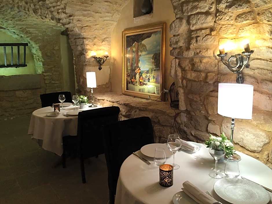 Hostellerie Le Roy Soleil