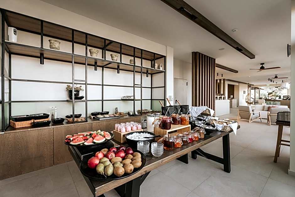 Paralos The Maxine Adults Only