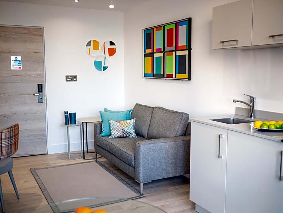 Q Square by Supercity Aparthotels