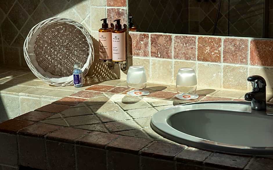 Le Clair de la Plume - Les Collectionneurs