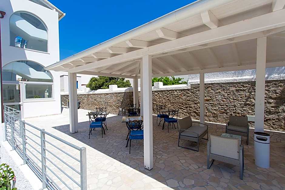 Odysseus Hotel