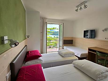 Triple Room with Lake View