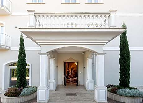 Suites & Apartments Liola'