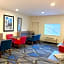 Holiday Inn Express Hotel & Suites Chicago-Libertyville