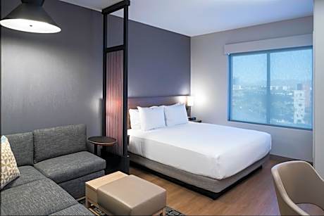 King Room with Sofa Bed - High Floor