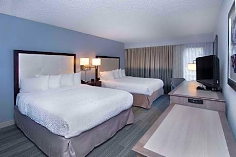 Room with Two Queen Beds - Non-Smoking