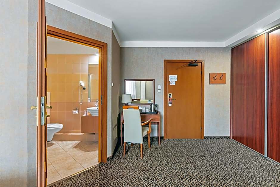 Hotel Diament Vacanza Katowice - Siemianowice