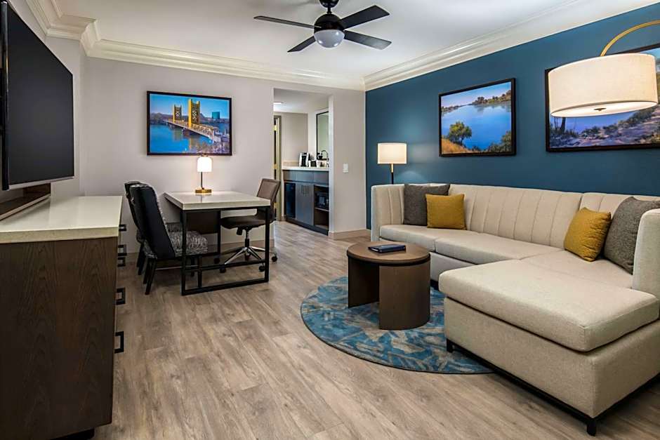 Embassy Suites By Hilton Hotel Sacramento-Riverfront Promenade