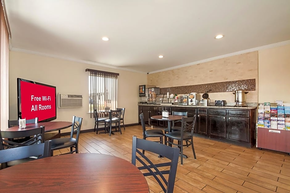Red Roof Inn Santee