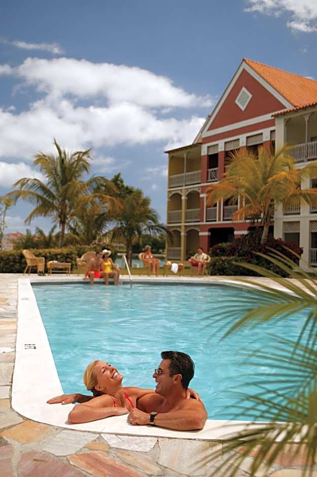 Pelican Bay Hotel