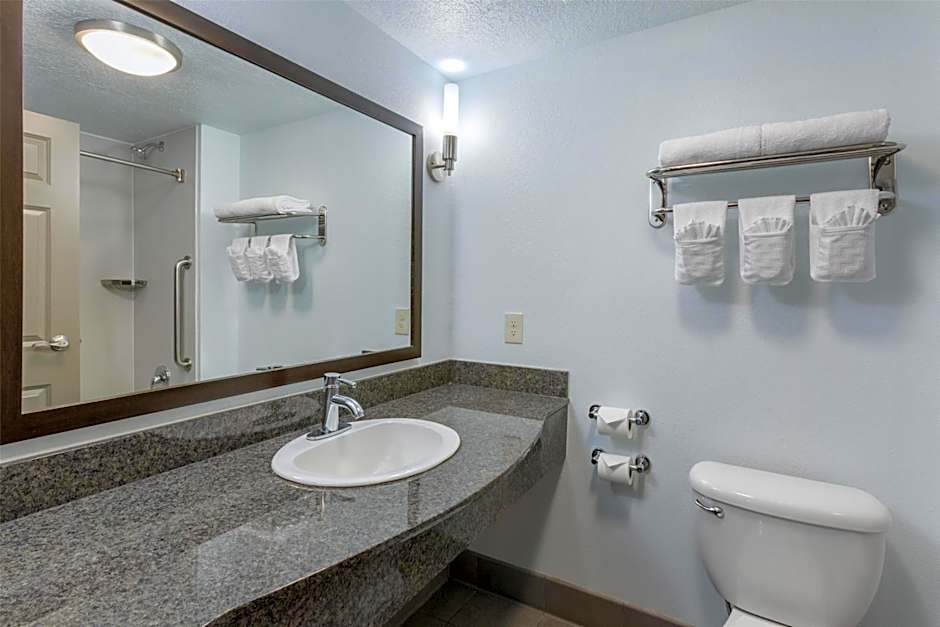 Best Western Plus Gallup Inn & Suites