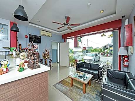 Hotel O M Three Hotel