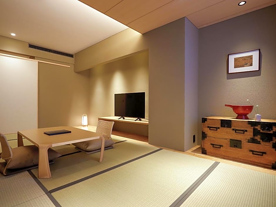 Kaminarimon Ryokan