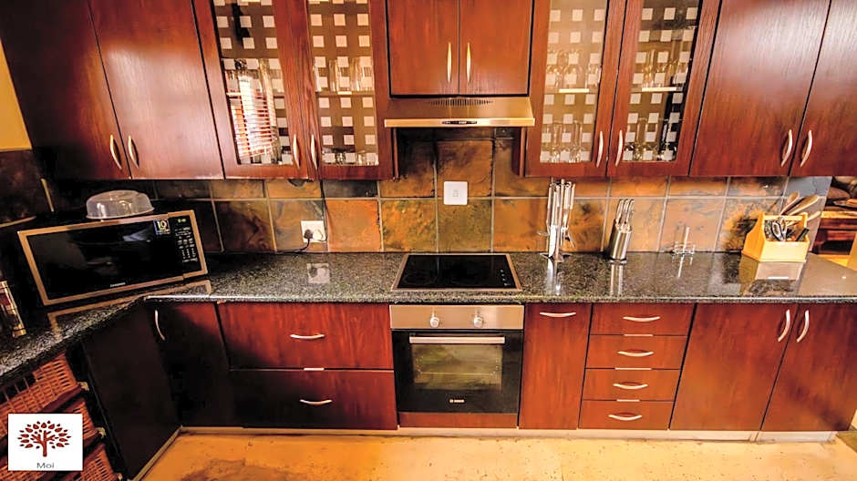 Zebula Golf and Wildlife Estate - The Milky Way Pax 12 - Moi Signature Luxury villa