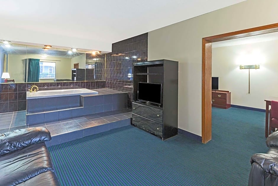 Days Inn by Wyndham Oklahoma City Fairground