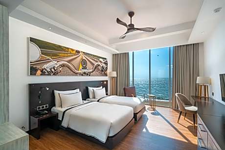 Super Deluxe Twin Room with Sea View