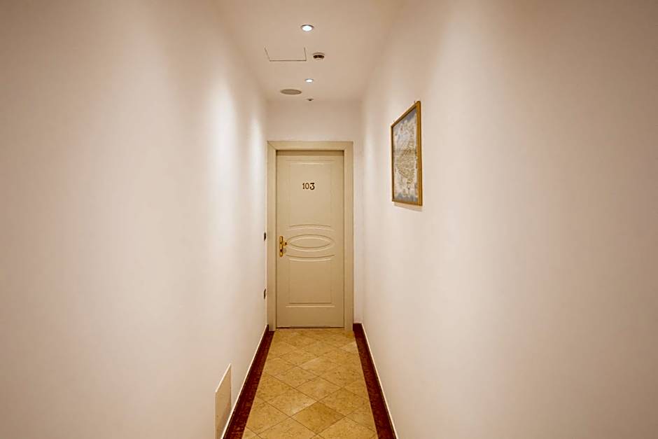 Duomo Boutique Hotel