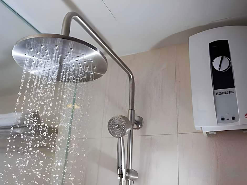 The Residence Thepkanjana