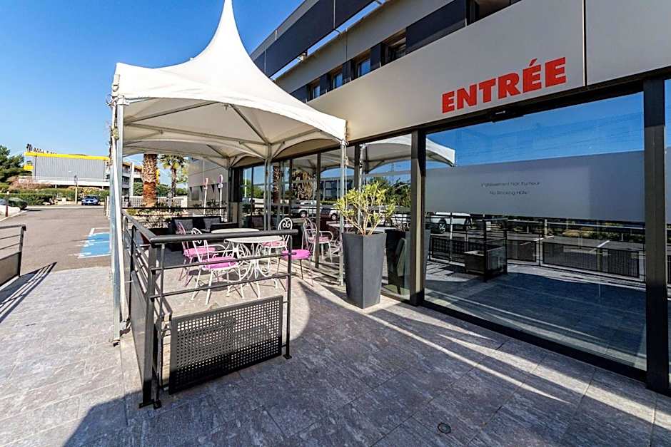 Brit Hotel Porte d'Espagne