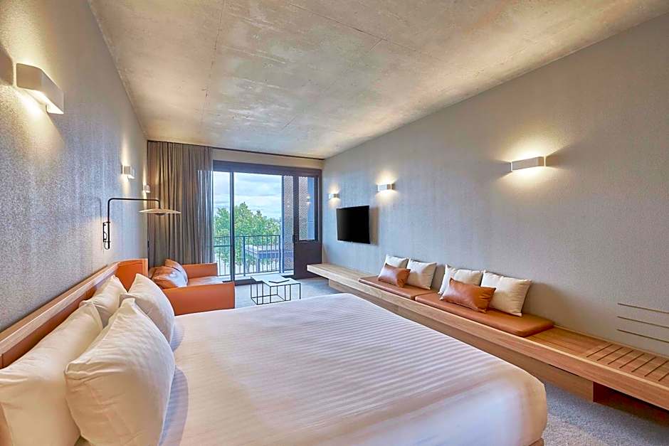 Wonil Hotel Perth, Handwritten Collection