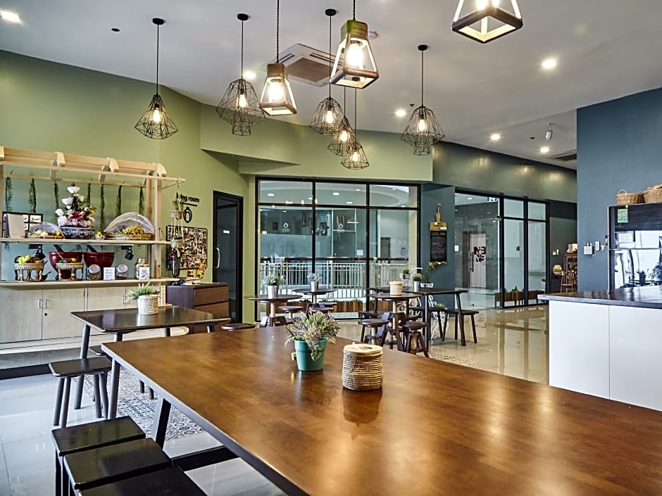 Hom hostel & Cooking club