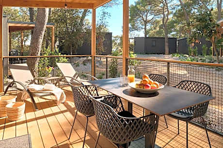 Superior Two-Bedroom Glamping Home