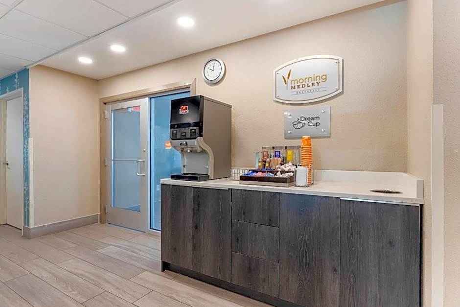 Sleep Inn & Suites Wisconsin Dells - Lake Delton